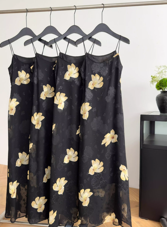 Black A Line Spaghetti Straps Yellow Floral Chiffon Vacation Dress Prom Dress Outfits DP3551