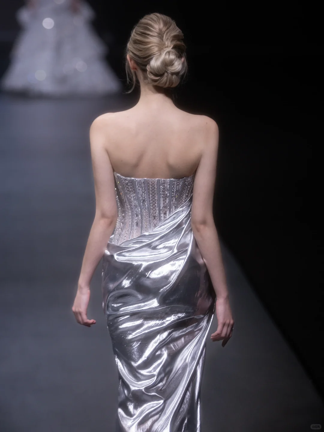 Unique Sheath Strapless Corset Silver Sequin Satin Prom Dress Evening Dress with Slit DP2800