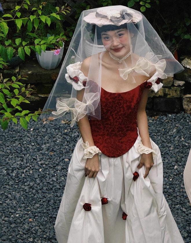 Classic Ball Gown Off the Shoulder Red Floral White Satin Prom Dress 16th Birthday Dress DP3568