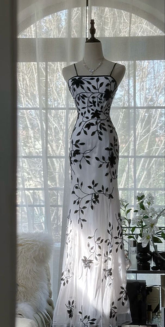 Uniques Sheath Spaghetti Strap Black Beaded White Chiffon Long Prom Dress Graduation Prom Dress DP2222