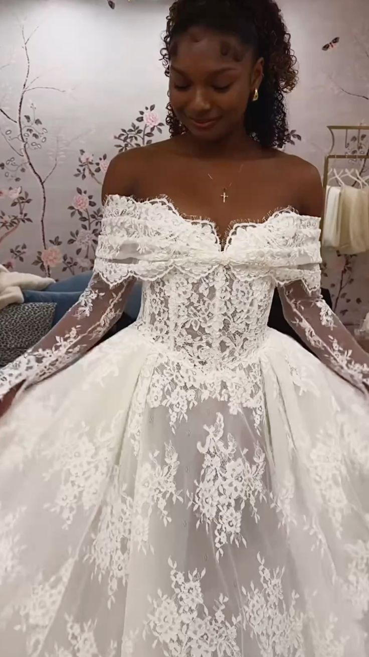 Stunning A Line Long Sleeve White Lace Wedding Dress DP4102