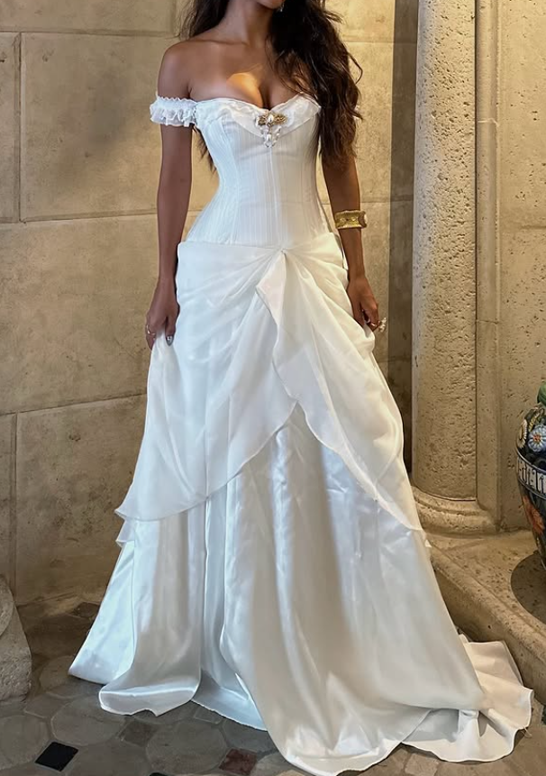 Vintage Ball Gown Off the Shoulder Chiffon Satin Prom Dress Wedding Dress DP3995