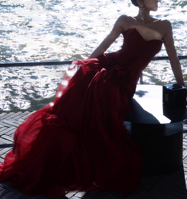 Stunning Burgundy Mermaid Spaghetti Strap Layered Chiffon Prom Dress Party Dress Date Dresses DP3684