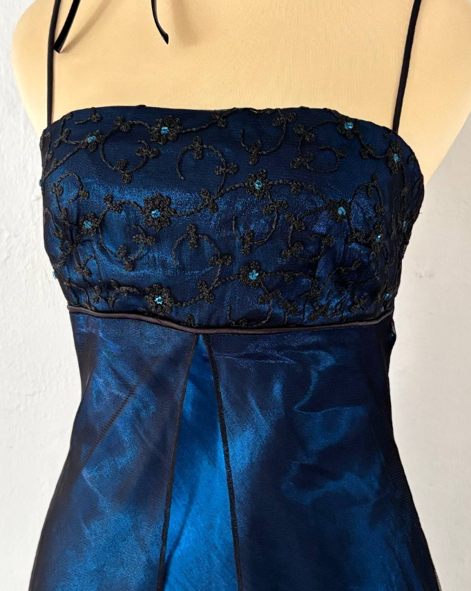 Elegant A Line Spaghetti Strap Appliques Black Tulle Blue Satin Prom Dress Evening Dress DP2235