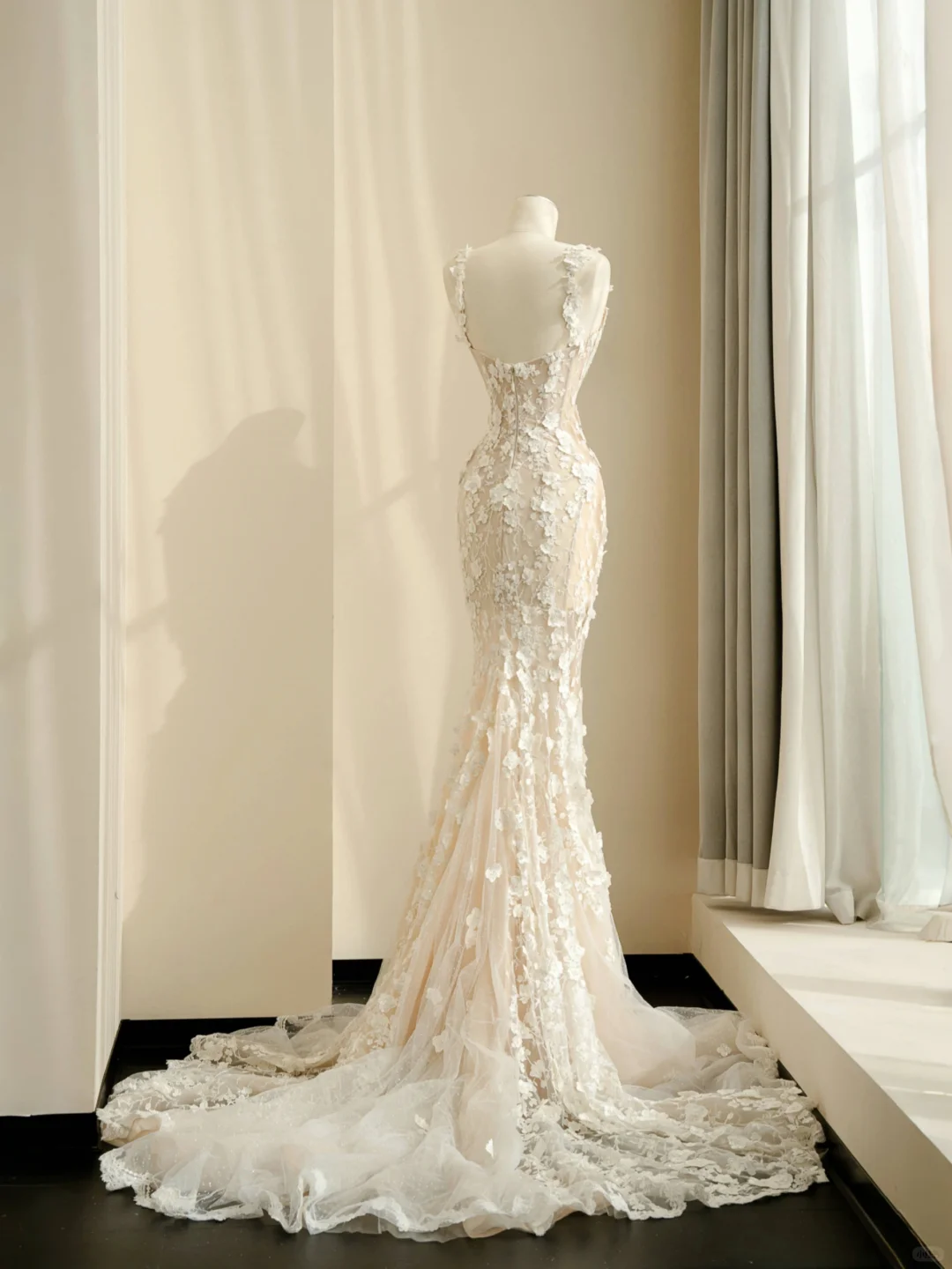 Romantic Mermaid Spaghetti Straps Appliques White Tulle Prom Dress Graduation Prom Dress DP2105