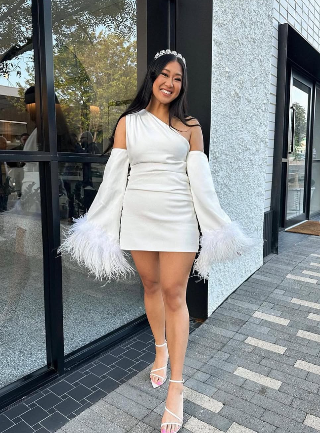 Simple Sheath Long Sleeve Feather White Satin Short Homecoming Dress Birthday Dress DP1591