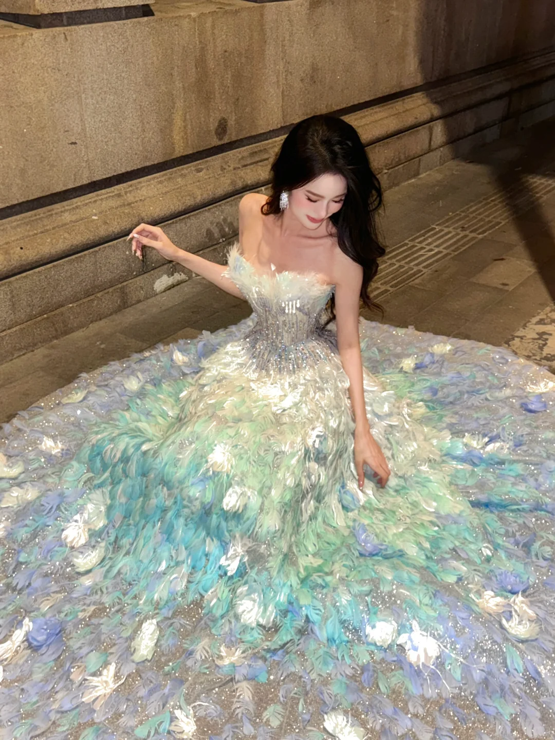 Stunning Ball Gown Strapless Blue Green Ombre Feather Tulle Prom Dress 16th Birthday Dress DP4241