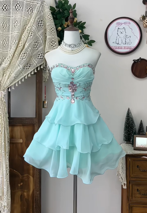 Vintage A Line Sweetheart Neck Layered Rhinestone Blue Chiffon Homecoming Dress Cocktail Dress DP2442