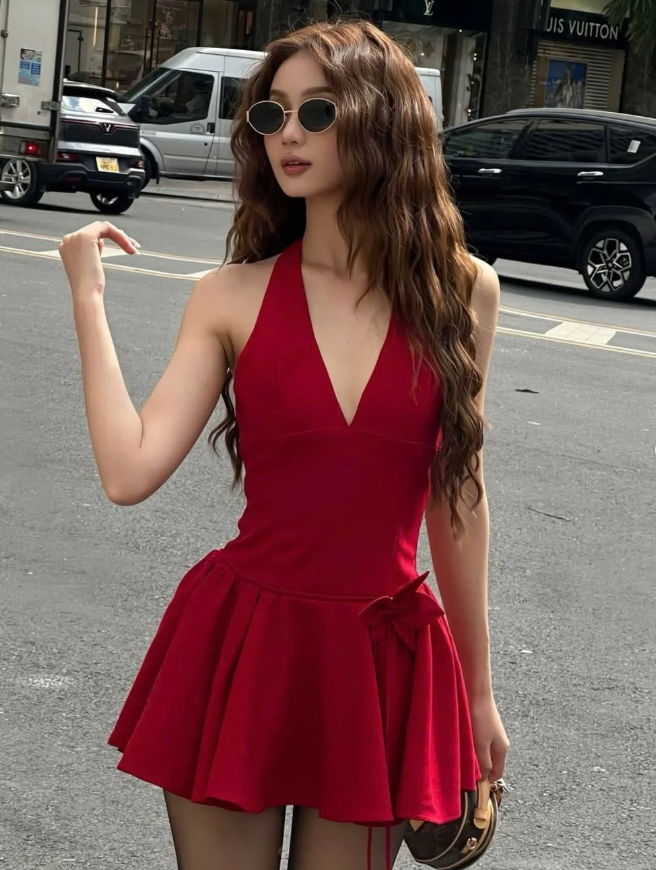 Cute A Line Halter V Neck Red Satin Short Open Back Homecoming Dress Outfits DP1560