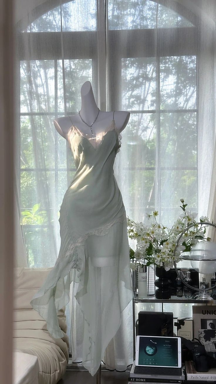 Light Green Sheath Spaghetti Strap Lace Chiffon Short Homecoming Dress Wedding Guest Dress DP3809