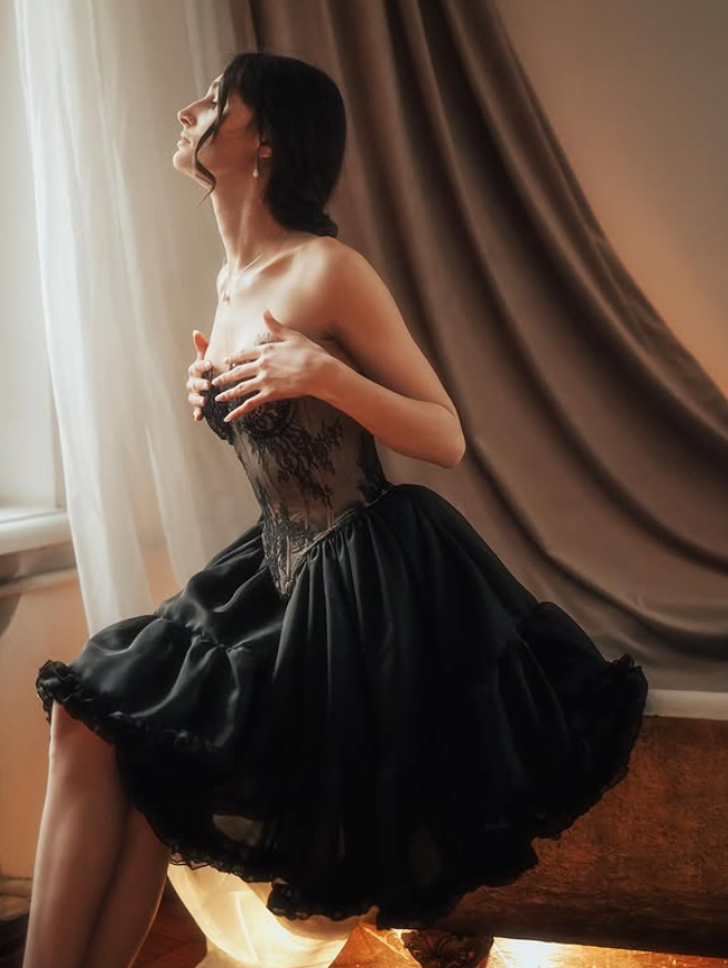 Pretty Black A Line Sweetheart Neck Lace Satin Short Prom Dress Homecoming Dress DP6350