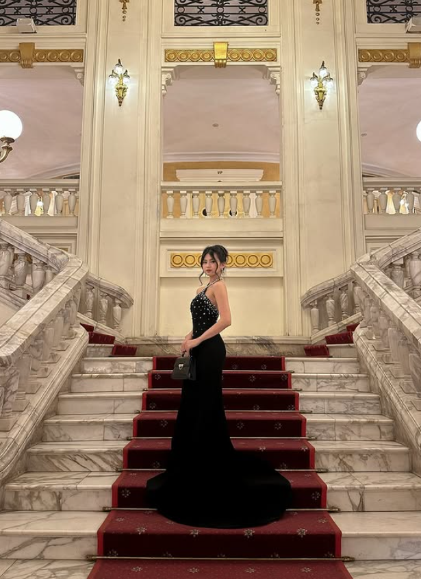 Classic Mermaid Halter Beaded Black Satin Open Back Prom Dress 16th Birthday Dress Long Sweep DP3973