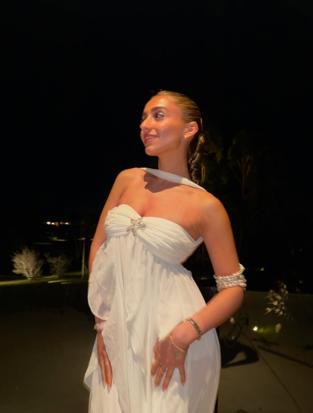Flowy White A Line Halter Ruffle Chiffon Prom Dress Party Dress Vacation Dress DP3525