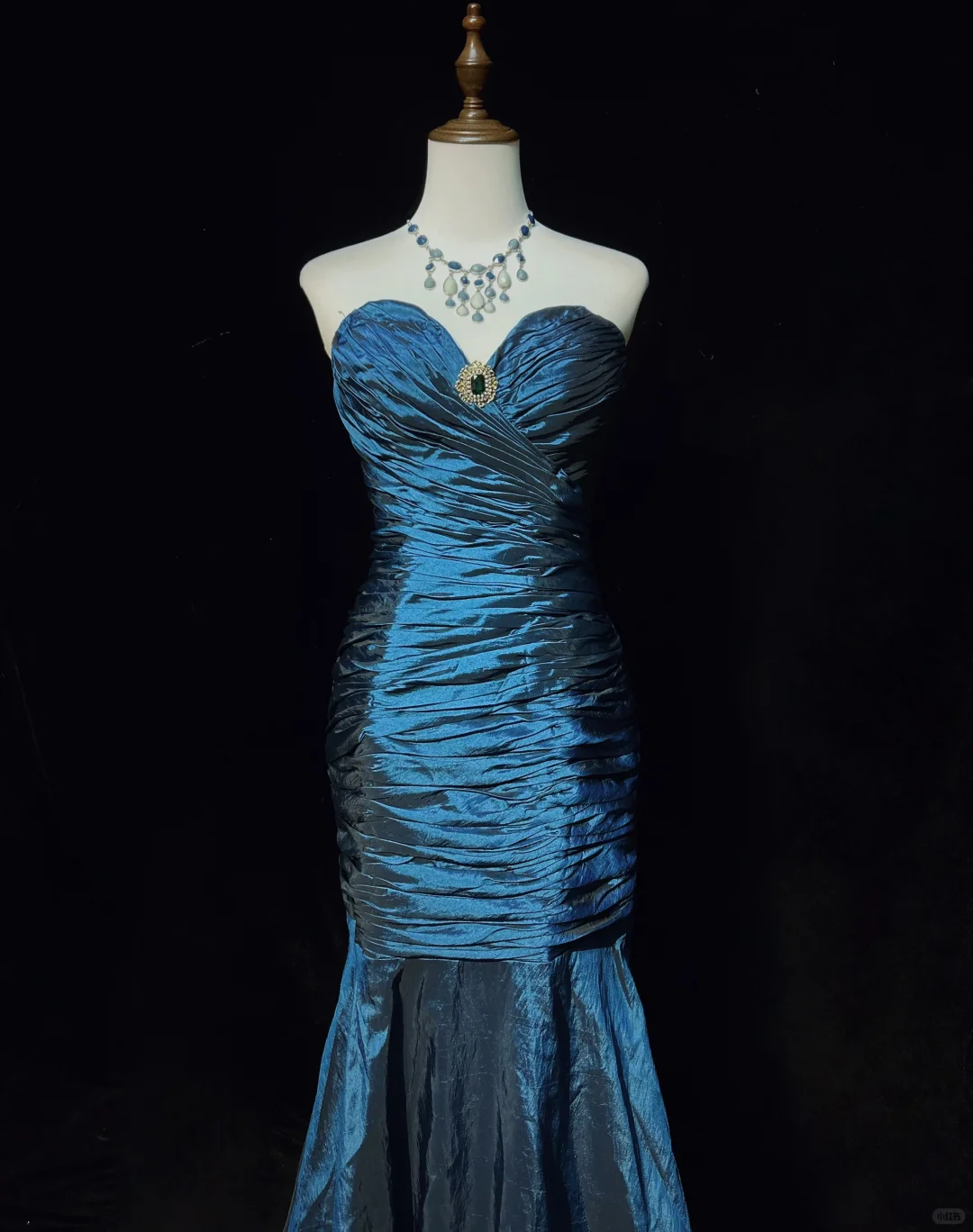 Vintage Mermaid Sweetheart Neck Pleated Navy Blue Satin Prom Dress Party Dress DP2770