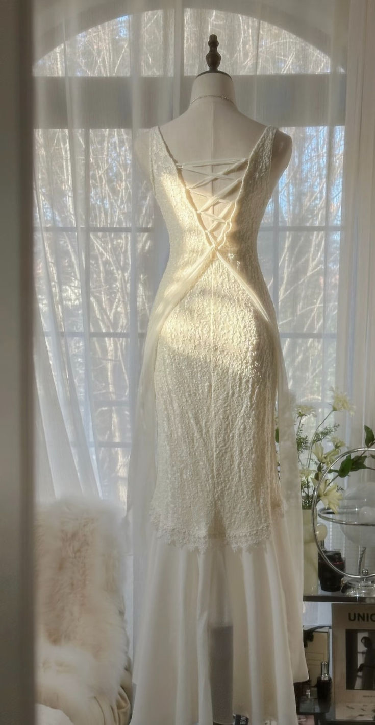 Gentle Mermaid V Neck White Lace Chiffon Long Party Dress Evening Dress DP2344