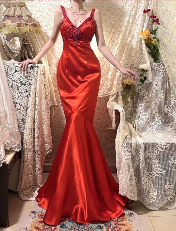 Vintage Red Mermaid Straps Exquisite Beaded Satin Prom Dress DP5178