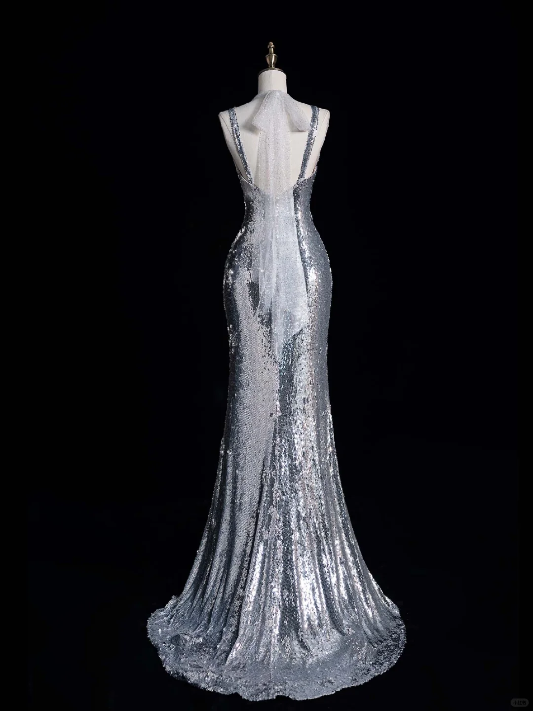 Sexy Sheath Halter Silver Sequin Long Open Back Prom Dress Graduation Prom Dress DP2014