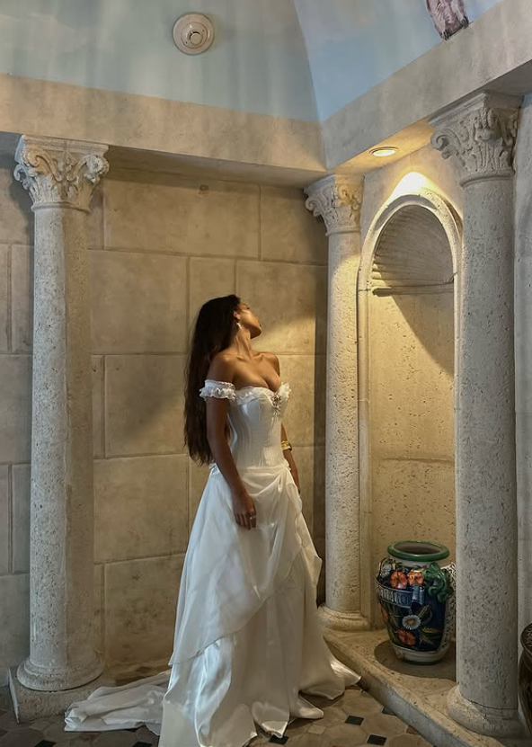 Vintage Ball Gown Off the Shoulder Chiffon Satin Prom Dress Wedding Dress DP3995