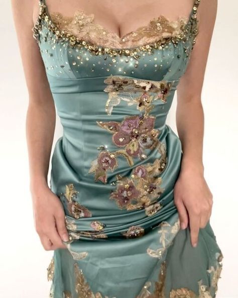 Vintage Blue Mermaid Spaghetti Strap Beaded Lace Appliques Satin Homecoming Dress DP3115