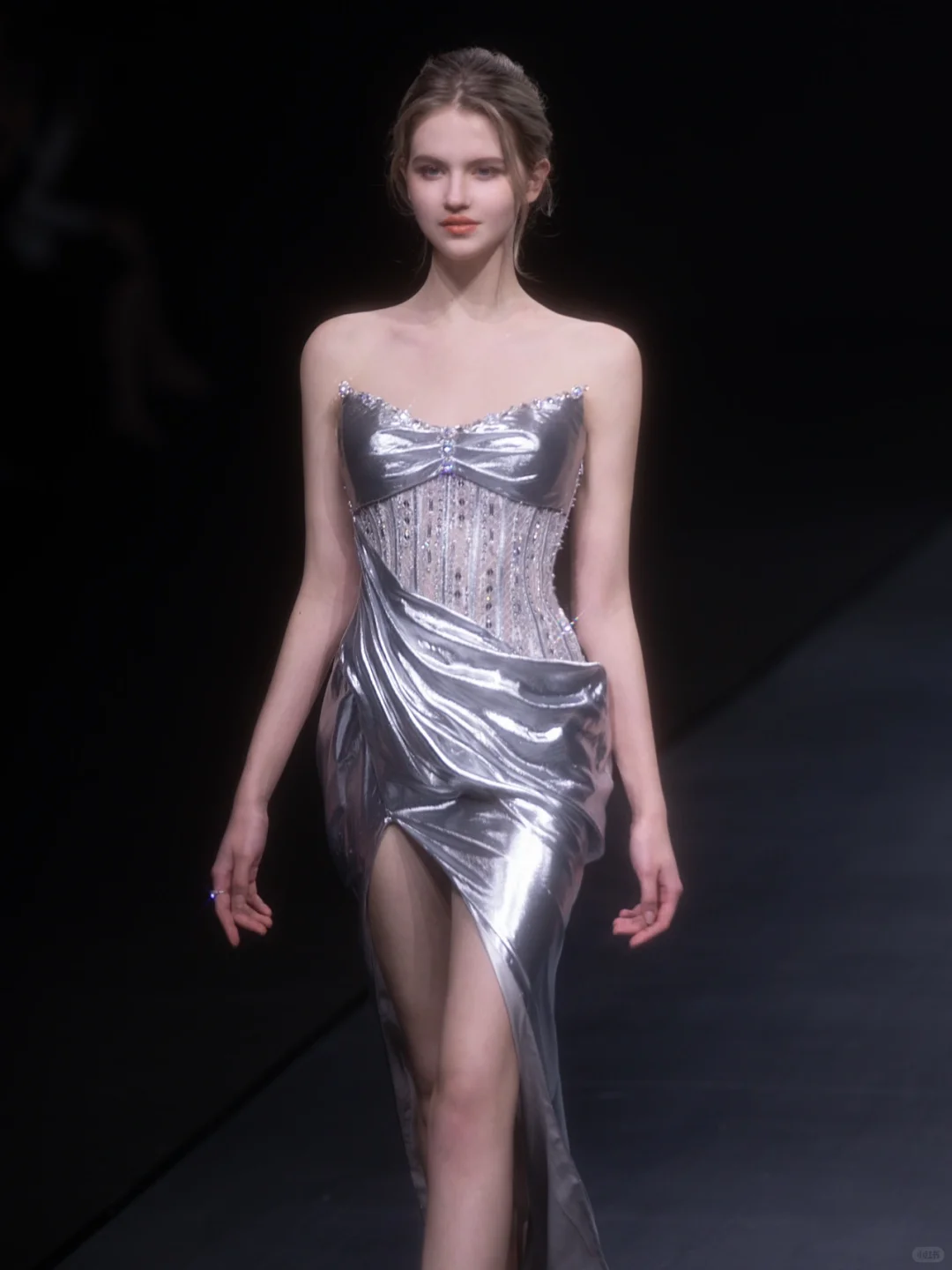 Unique Sheath Strapless Corset Silver Sequin Satin Prom Dress Evening Dress with Slit DP2800