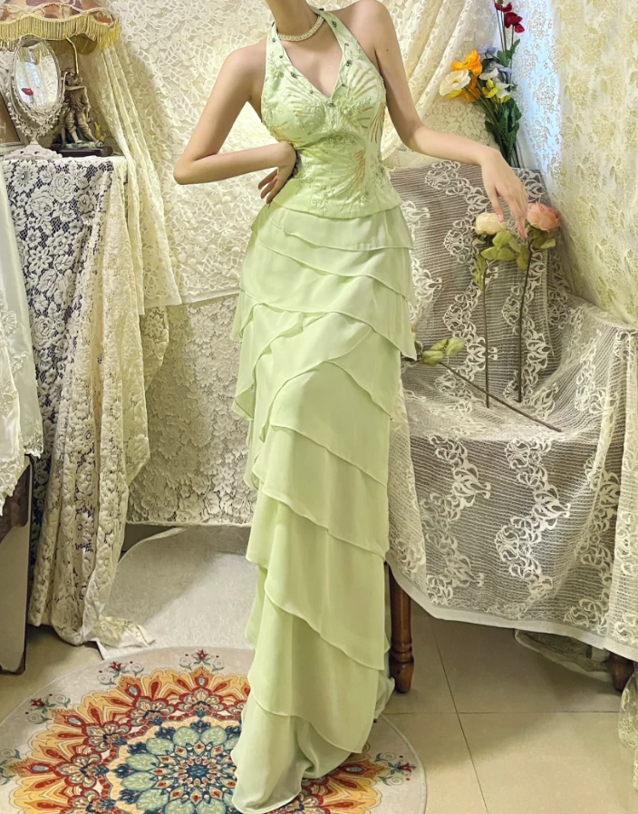 Vintage Sheath V Neck Beaded Green Layered Chiffon Prom Dress Wedding Guest Dress DP4280