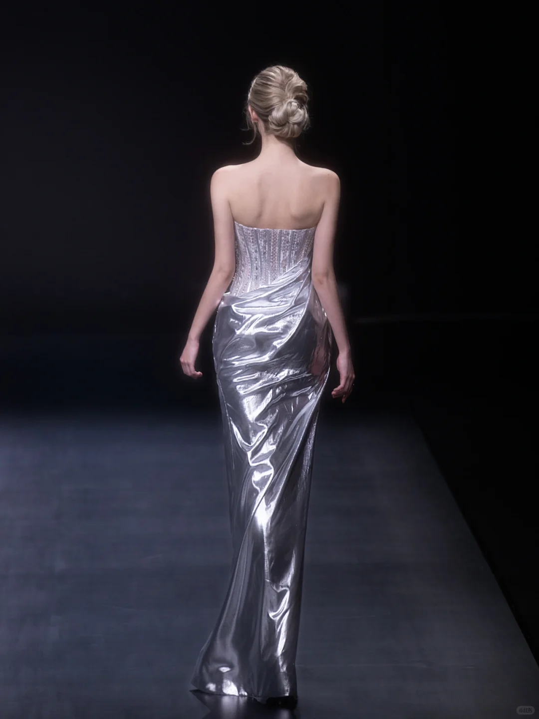 Unique Sheath Strapless Corset Silver Sequin Satin Prom Dress Evening Dress with Slit DP2800