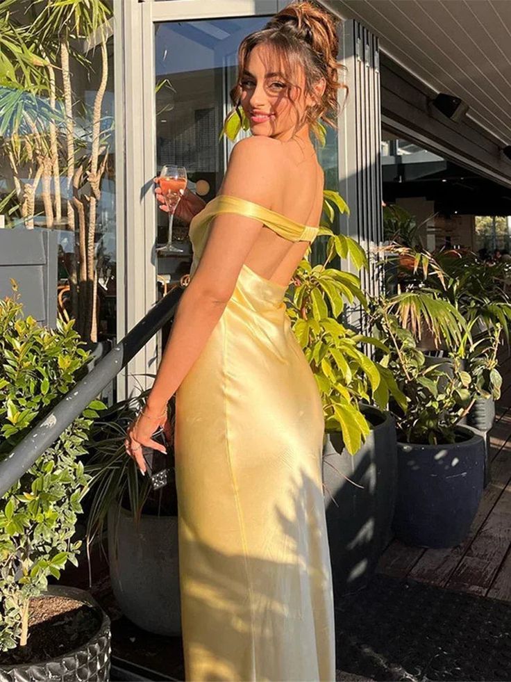 Sexy A Line Off-the-shoulder Yellow Satin Evening Gown Dresses DP815