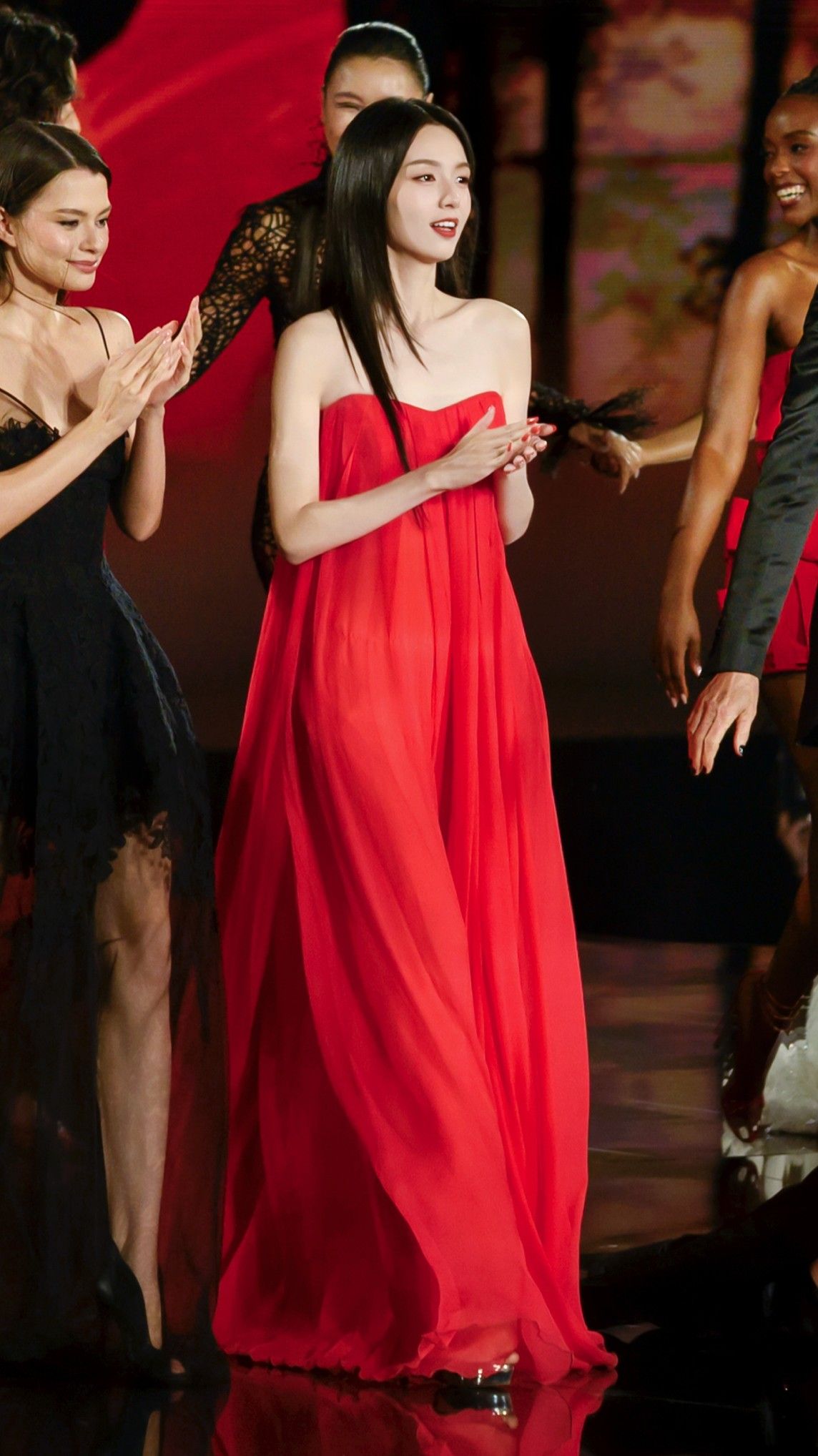 Charming Red A Line Sweetheart Neck Chiffon Long Prom Dress DP8139