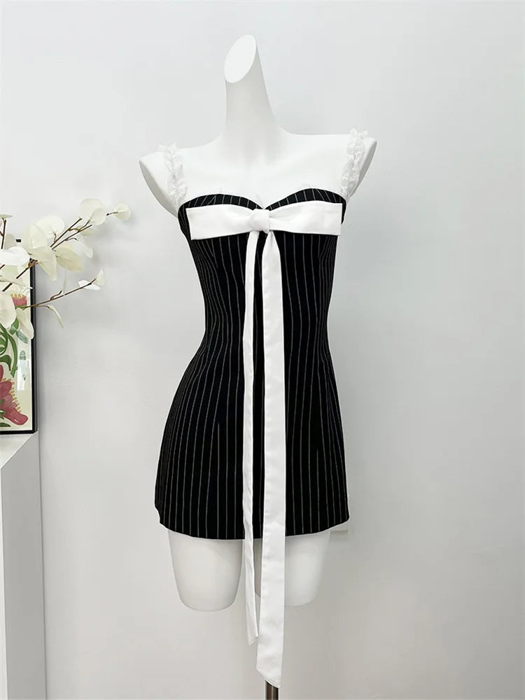 Sexy A Line Spaghetti Straps Bow Satin Short Homecoming Dress Outfits DP1349
