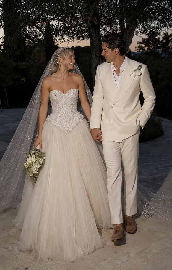Stunning A Line Strapless Exquisite Beaded White Tulle Long Wedding Dress DP7990
