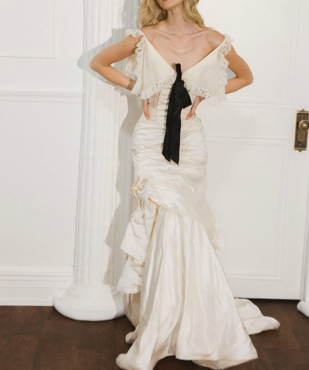 Elegant Mermaid Lace Bow Ivory Satin Long Prom Dress Graduation Prom Dress DP2076