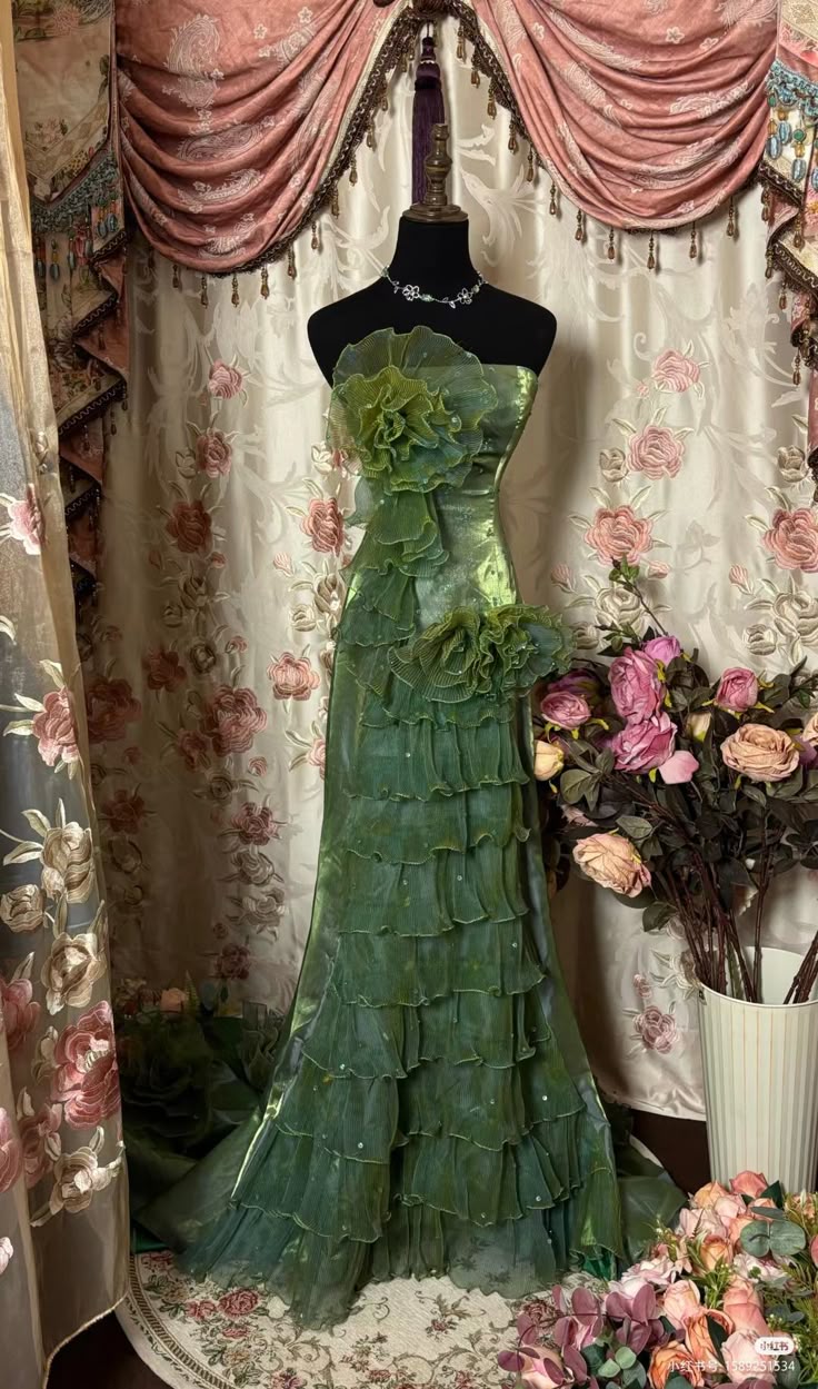 Unique A Line Strapless Tiered Flower Green Tulle Satin Long Prom Dress Graduation Prom Dress DP2055