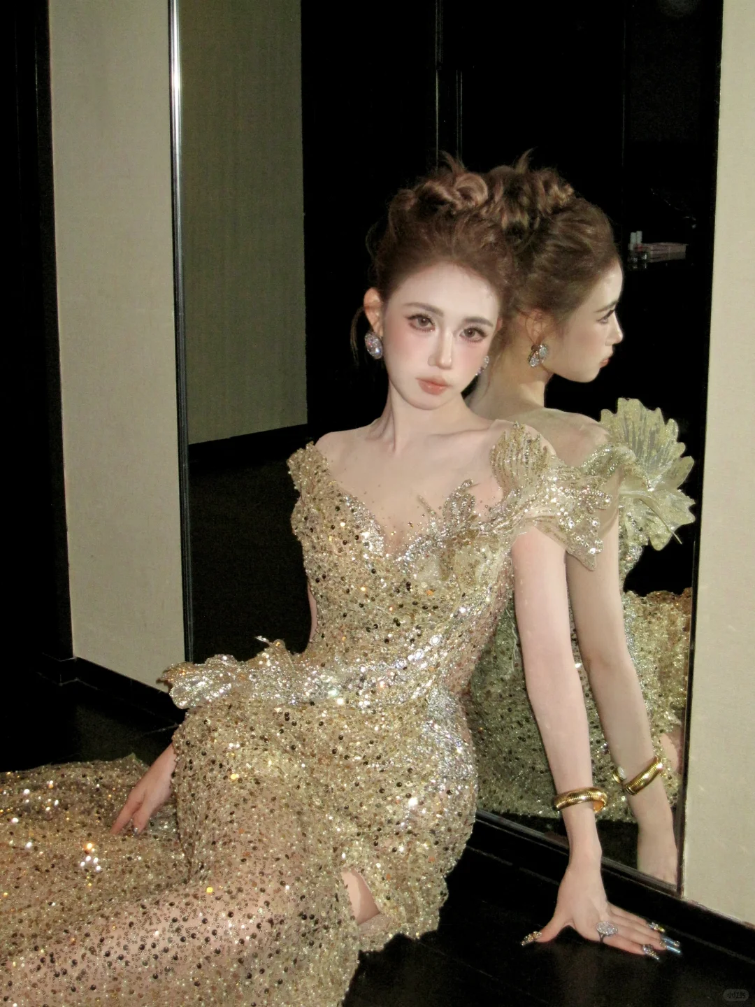Shiny Mermaid V Neck Gold Sequin Long Party Dress Prom Dress DP2506
