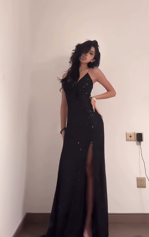 Sexy A Line Spaghetti Strap Black Sequin Prom Dress Wedding Guest Dress with Slit DP4756