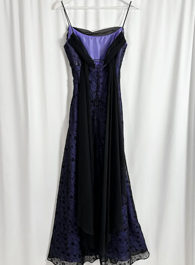 Vintage Exquisite Black Beaded A Line Spaghetti Strap Purple Satin Prom Dress Evening Dress Date Dress DP3037