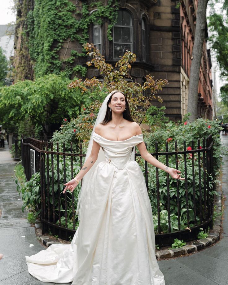 Vintage Simple Ball Gown Off the Shoulder White Satin Long Wedding Dress DP7794