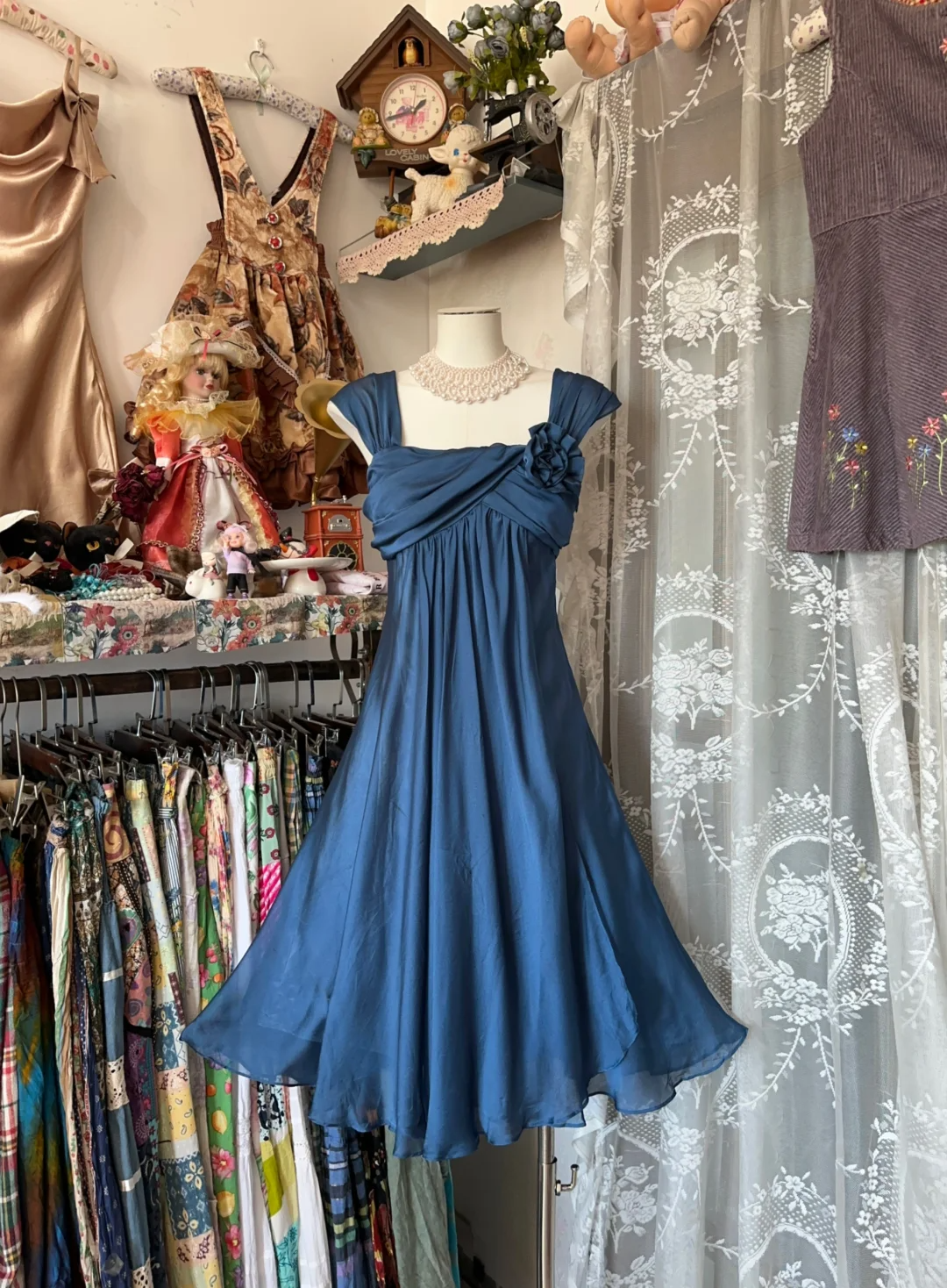 Dark Cerulean Vintage A Line Straps 3D Floral Satin Short Homecoming Dress Outfits DP4998