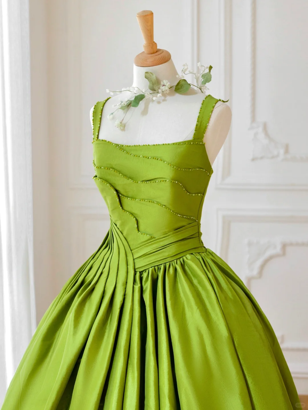 The Wizard of Oz A Line Strap Beaded Layered Satin Long Party Dress Evening Dress DP2595