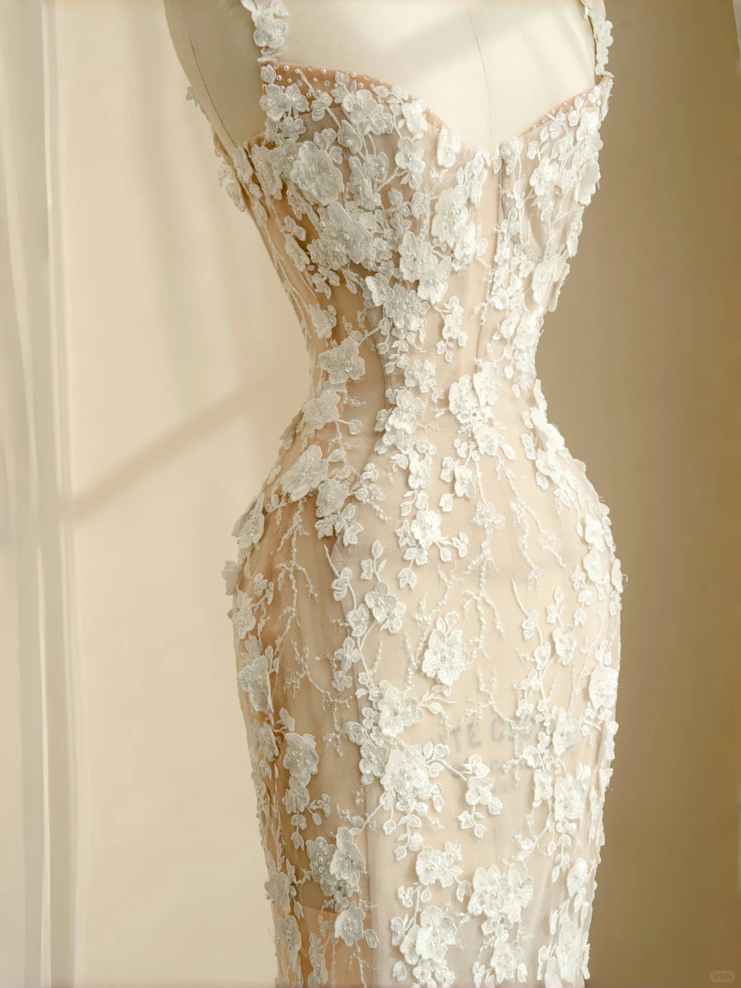 Romantic Mermaid Spaghetti Straps Appliques White Tulle Prom Dress Graduation Prom Dress DP2105