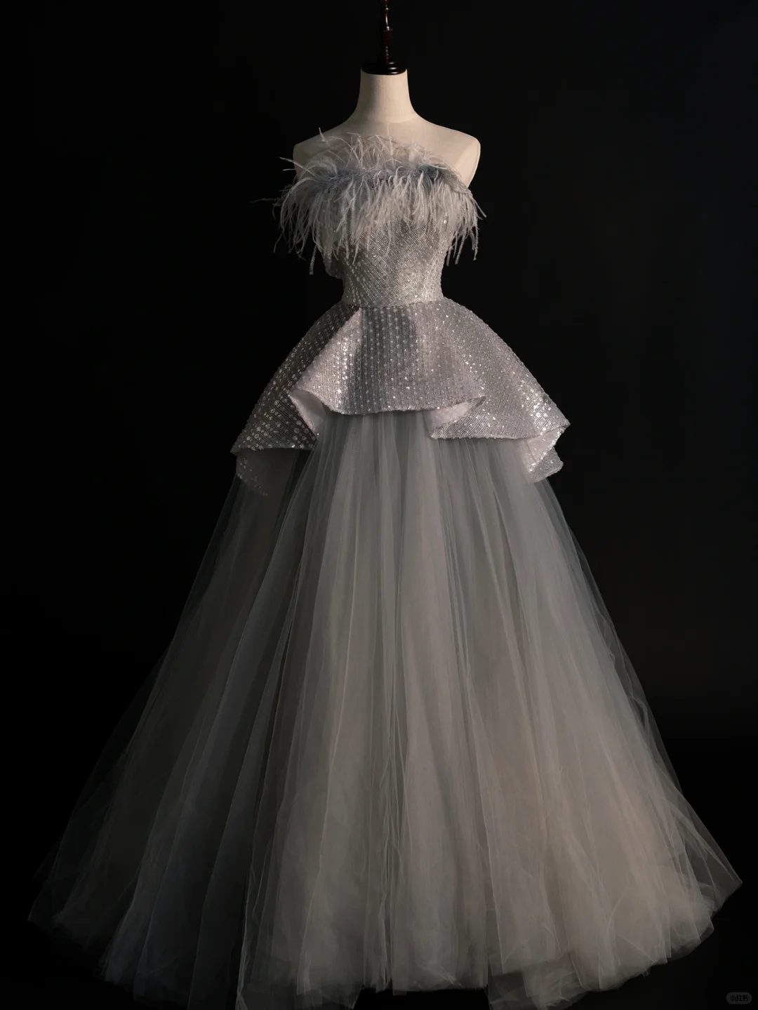 Elegant A Line Strapless Grey Feather Sequin Tulle Prom Dress Evening Dress DP2187