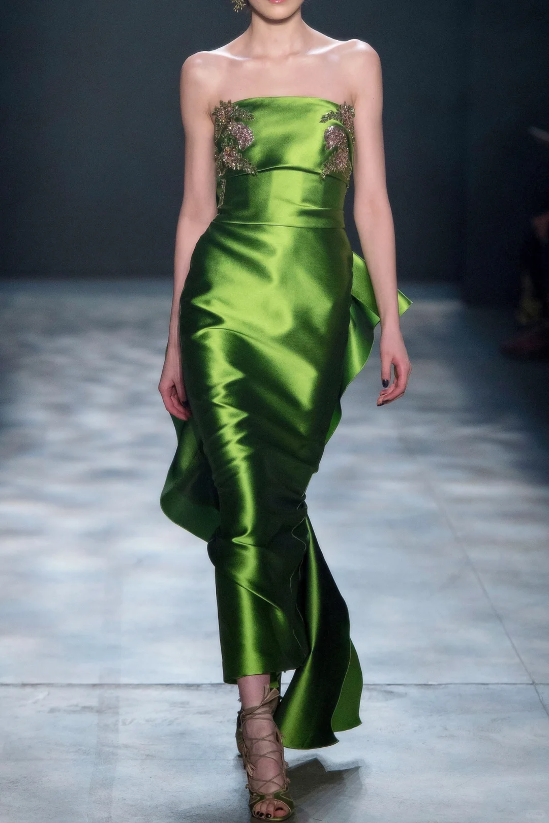 Elegant Green Sheath Strapless Appliques Satin Prom Dress Evening Dress DP4475