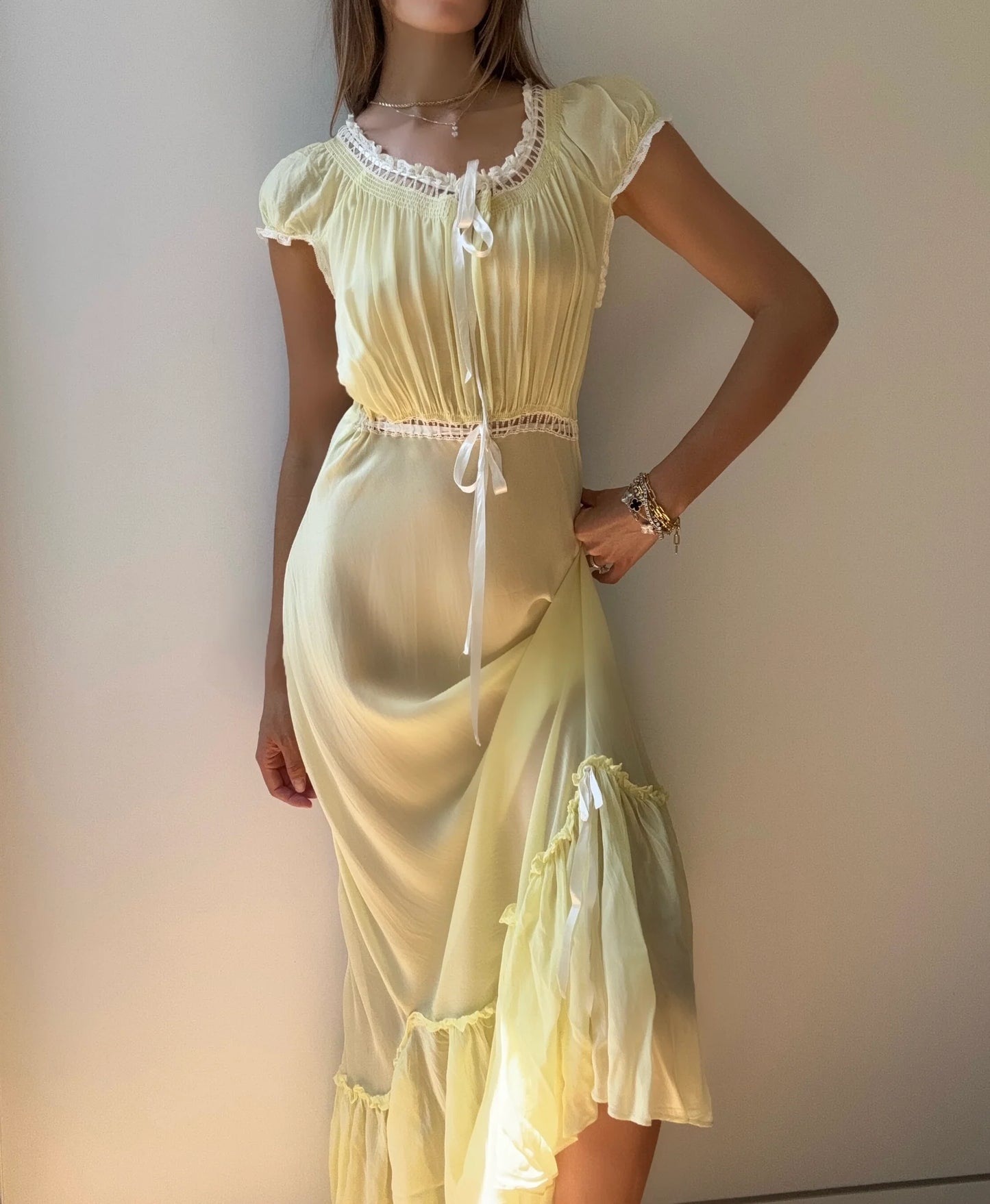 Vintage Yellow A Line Round Neck Chiffon Long Party Dress Outfits DP3743