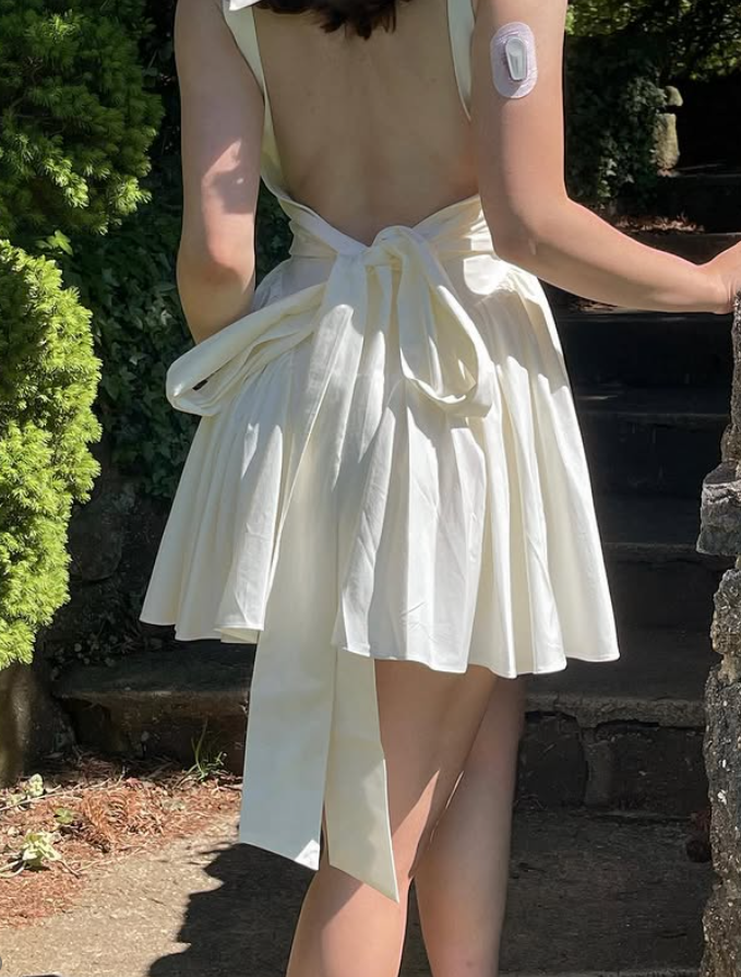 White A Line Straps Bow Satin Short Cute Open Back Homecoming Dress DP4443