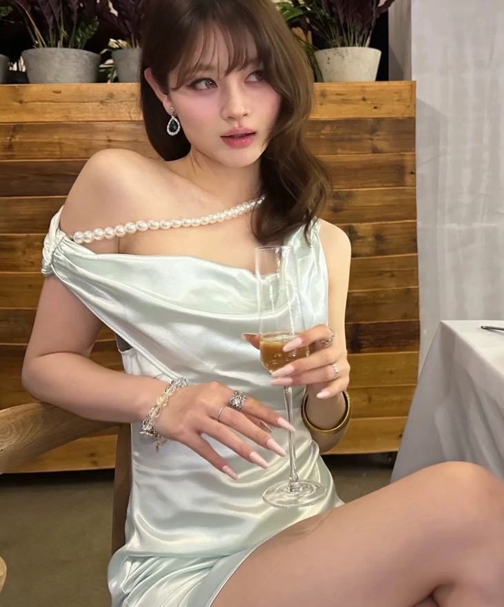 Light Green Sheath Straps Pearl Satin Prom Dress with Slit DP4251