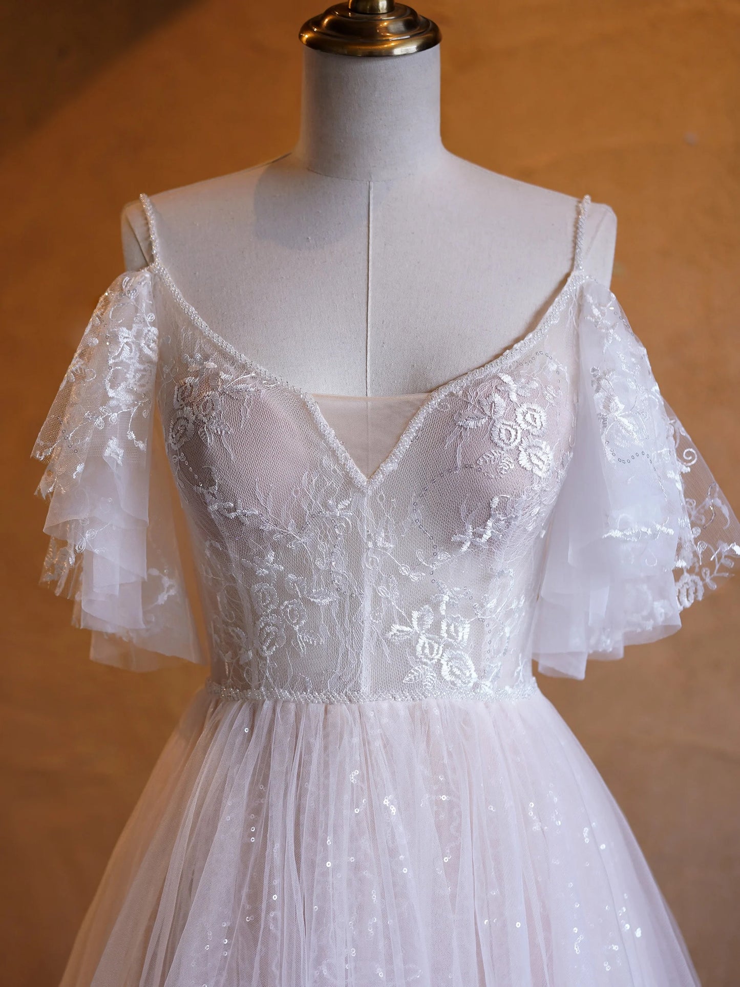 Elegant A Line Sequins Lace Tulle Floor Length Prom Dresses DP1046
