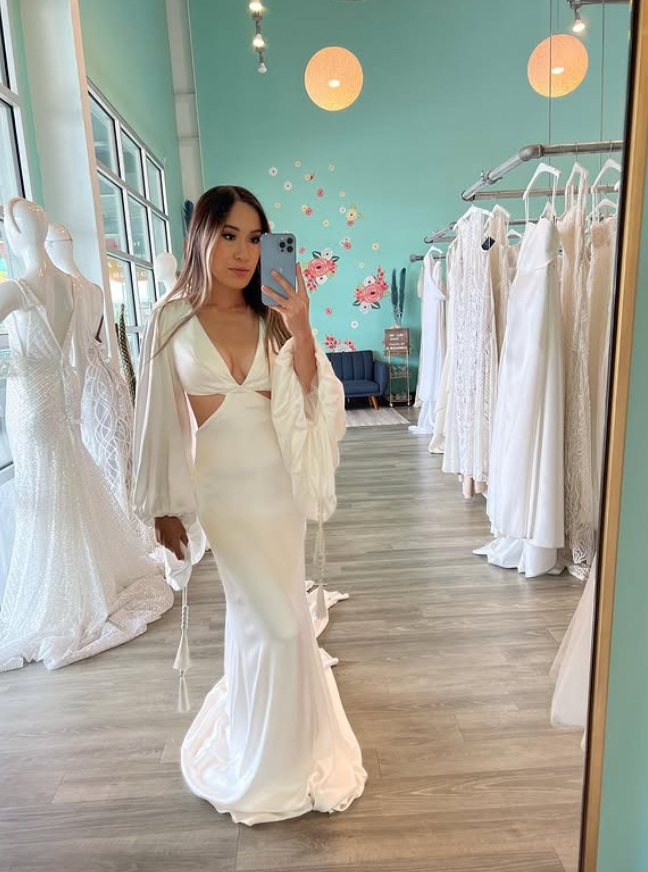 Mermaid Long Sleeve V Neck Satin Open Back Long Sweep Wedding Dress DP3658