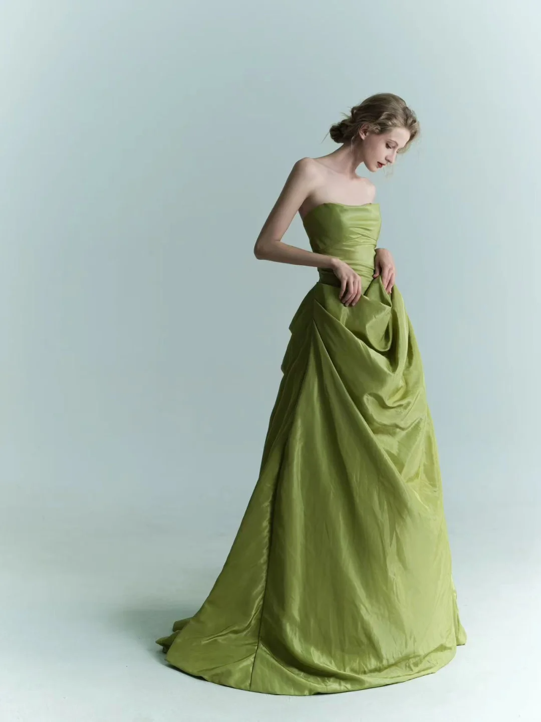 Charming Green Ball Gown Strapless Pleated Satin Prom Dress Formal Gown DP3721