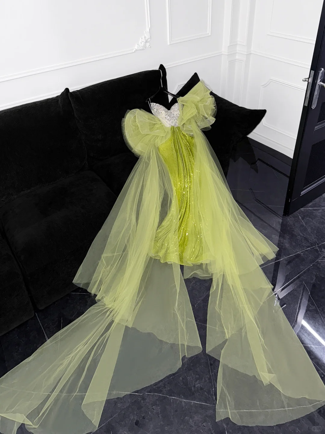 Gorgeous Mermaid Strapless Rhinestone Green Sequin Tulle Long Prom Dress Evening Dress DP2557
