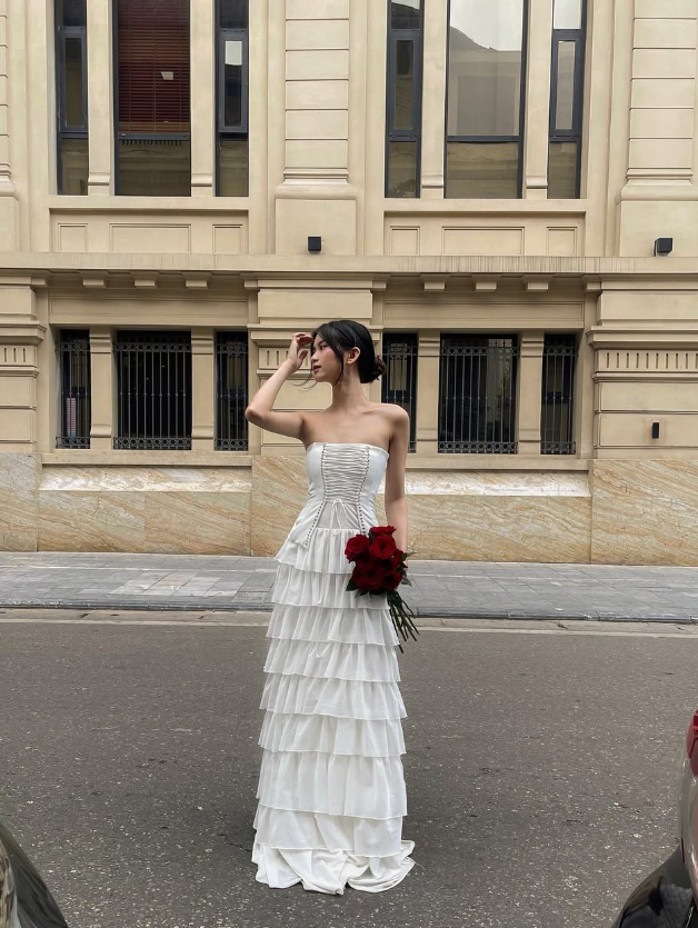 Elegant A Line Strapless Layered White Chiffon Long Prom Dress Evening Dress DP4016