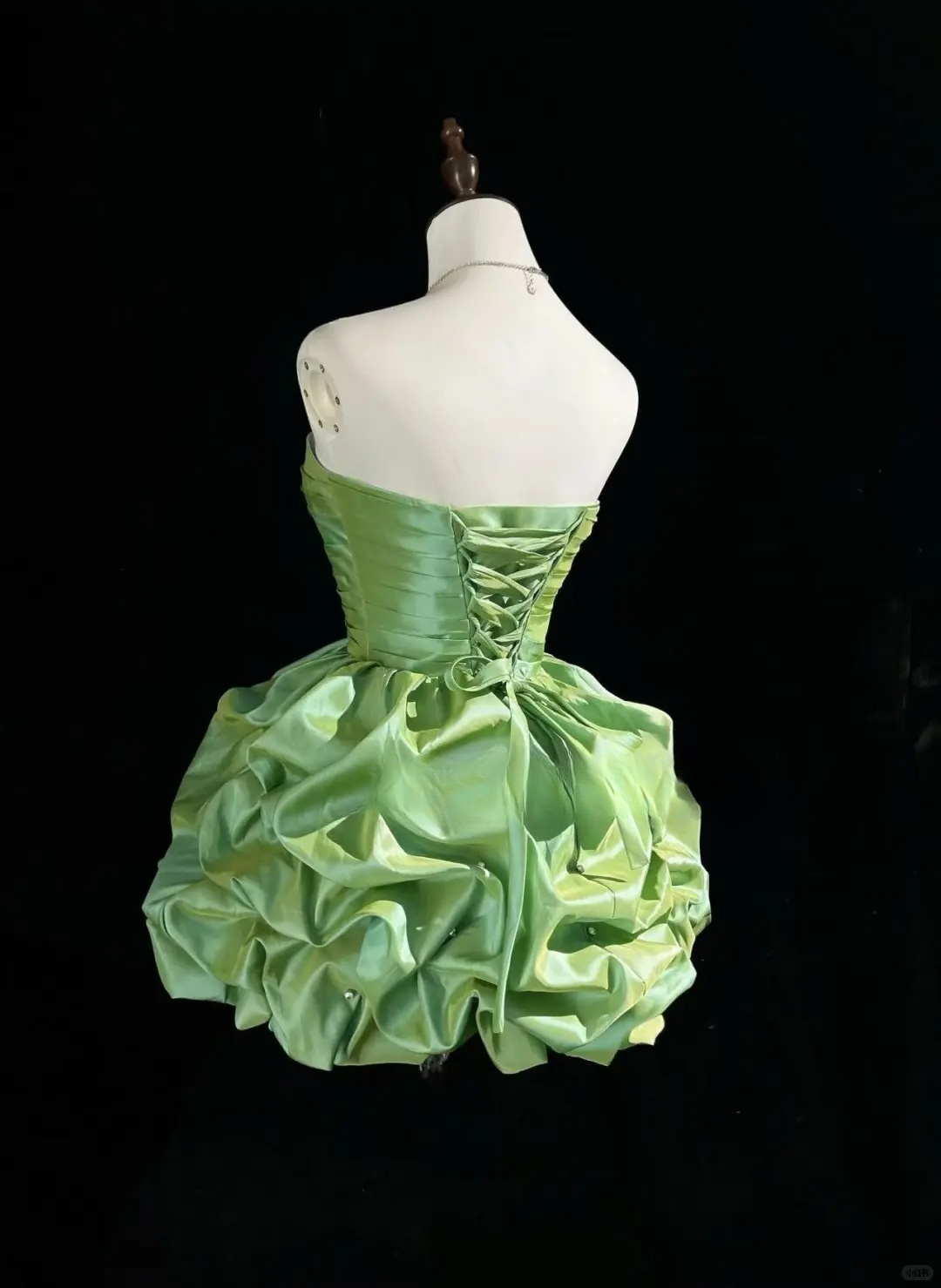 Green A Line Sweetheart Neck Pleated Satin Short Homecoming Dress DP2762